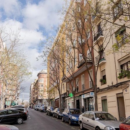 Charming Retiro Chic Apartment Madrid Exterior photo